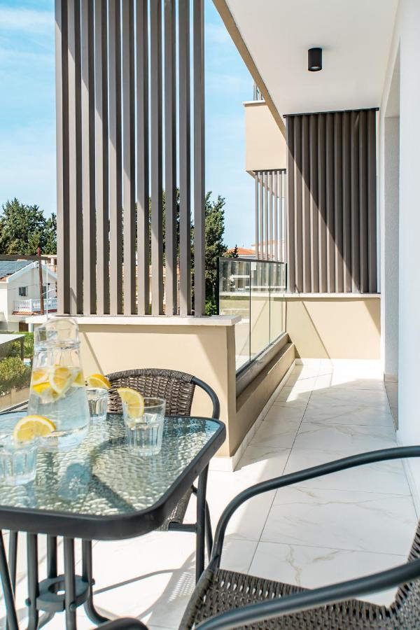 Adolina Apartments By Ezoria Villas Paphos ภายนอก รูปภาพ